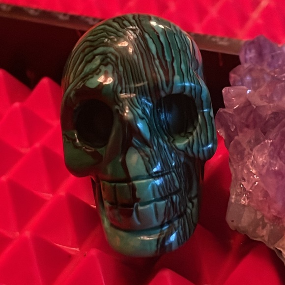 MALACHITE SKULLS - Picture 10 of 10